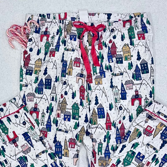 NWT Snow Skiing Village Flannel Pajama Set ❄️ Lounge Pants w/ Pockets & LS Shirt - Picture 16 of 16